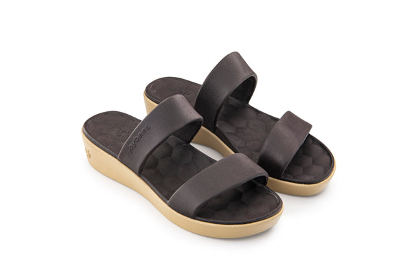 The Cute Sandal - Coffee / Sand