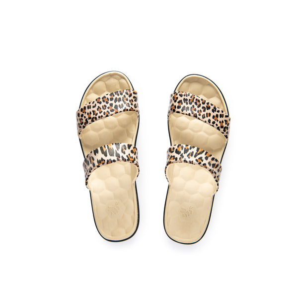 The Cute Sandal Graphic -  Leopard