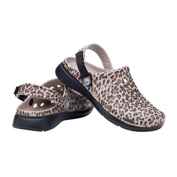 Modern Clog - Graphic Leopard
